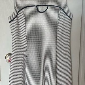 Summer dress - size large